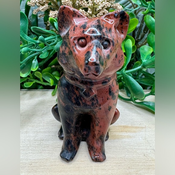 Mahogany Obsidian Crystal Dog Carving - Picture 1 of 10